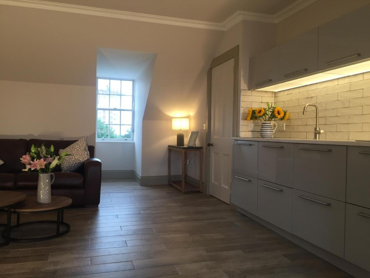 Irvine One Bedroom Apartment Екстер'єр фото